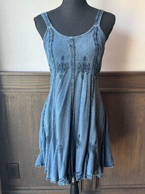 Braja Exclusives boho hippie Washed Denim-Look Embroidered Sundress 17.5 Ptp